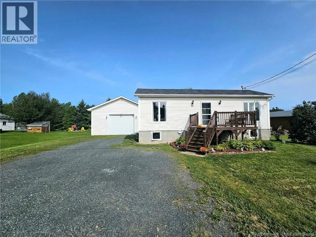 80 rue de la Gare, Pointe-Verte, New Brunswick