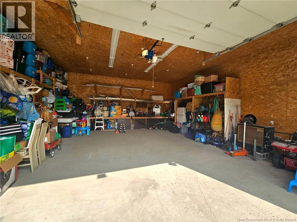 80 Rue De La Gare, Pointe-Verte, New Brunswick  E8J 2Z1 - Photo 11 - NB147592