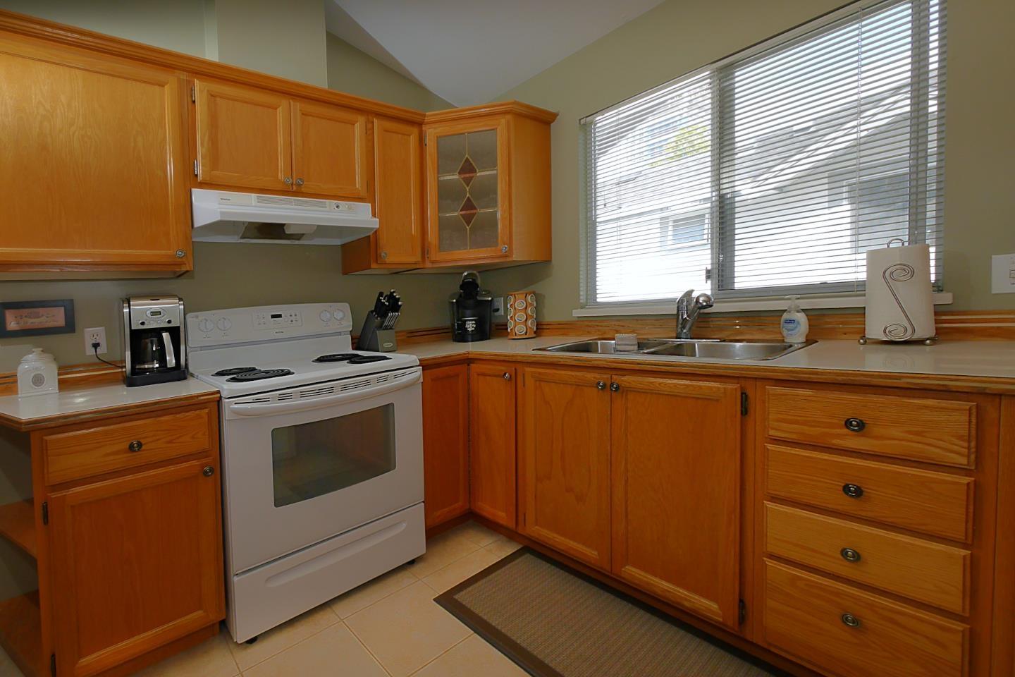 225 13895 102 Avenue, Surrey, British Columbia  V3T 1P2 - Photo 17 - R3160801