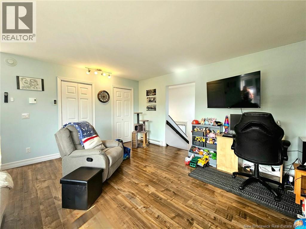 80 Rue De La Gare, Pointe-Verte, New Brunswick  E8J 2Z1 - Photo 30 - NB147592