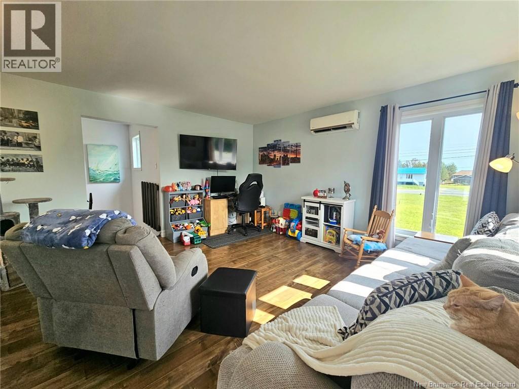 80 Rue De La Gare, Pointe-Verte, New Brunswick  E8J 2Z1 - Photo 29 - NB147592