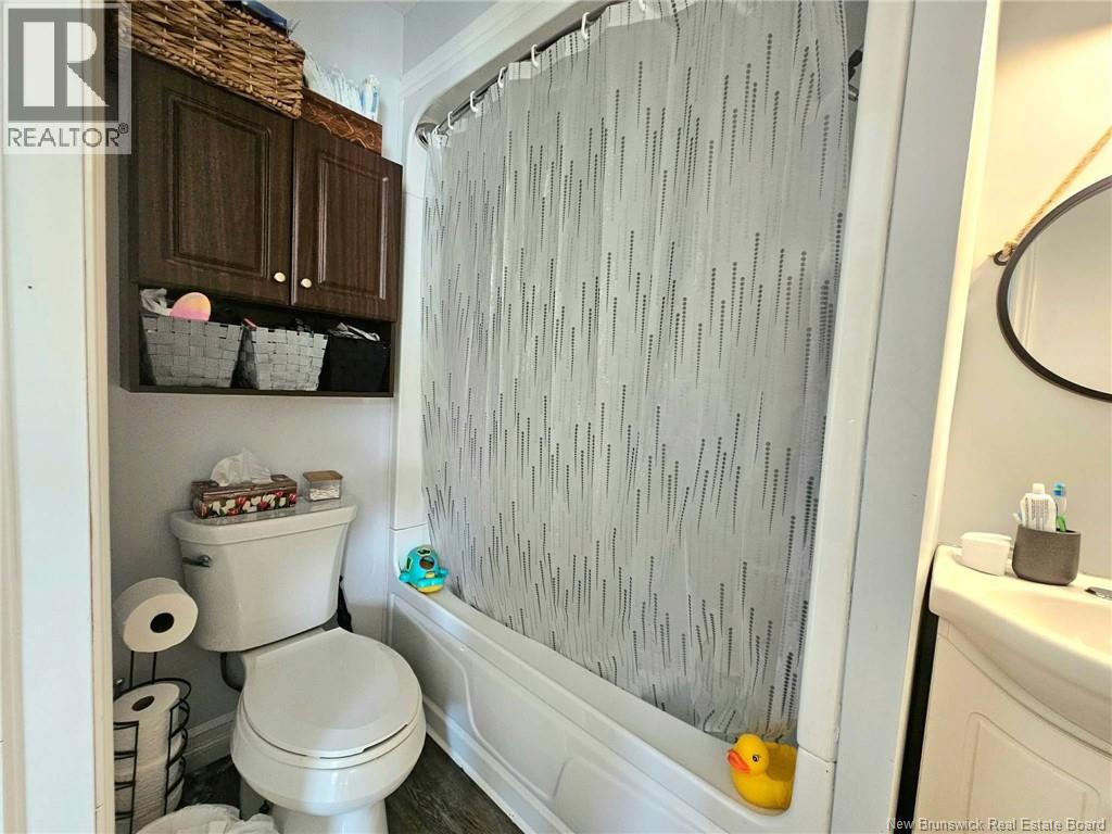 80 Rue De La Gare, Pointe-Verte, New Brunswick  E8J 2Z1 - Photo 26 - NB147592