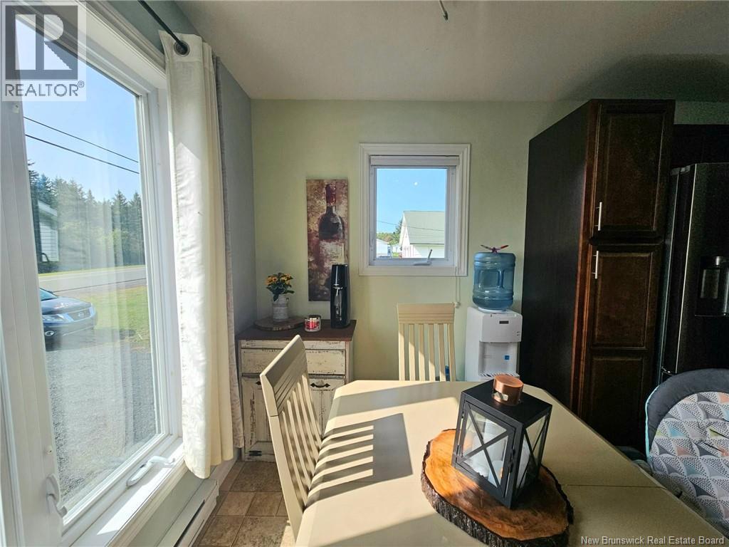 80 Rue De La Gare, Pointe-Verte, New Brunswick  E8J 2Z1 - Photo 22 - NB147592