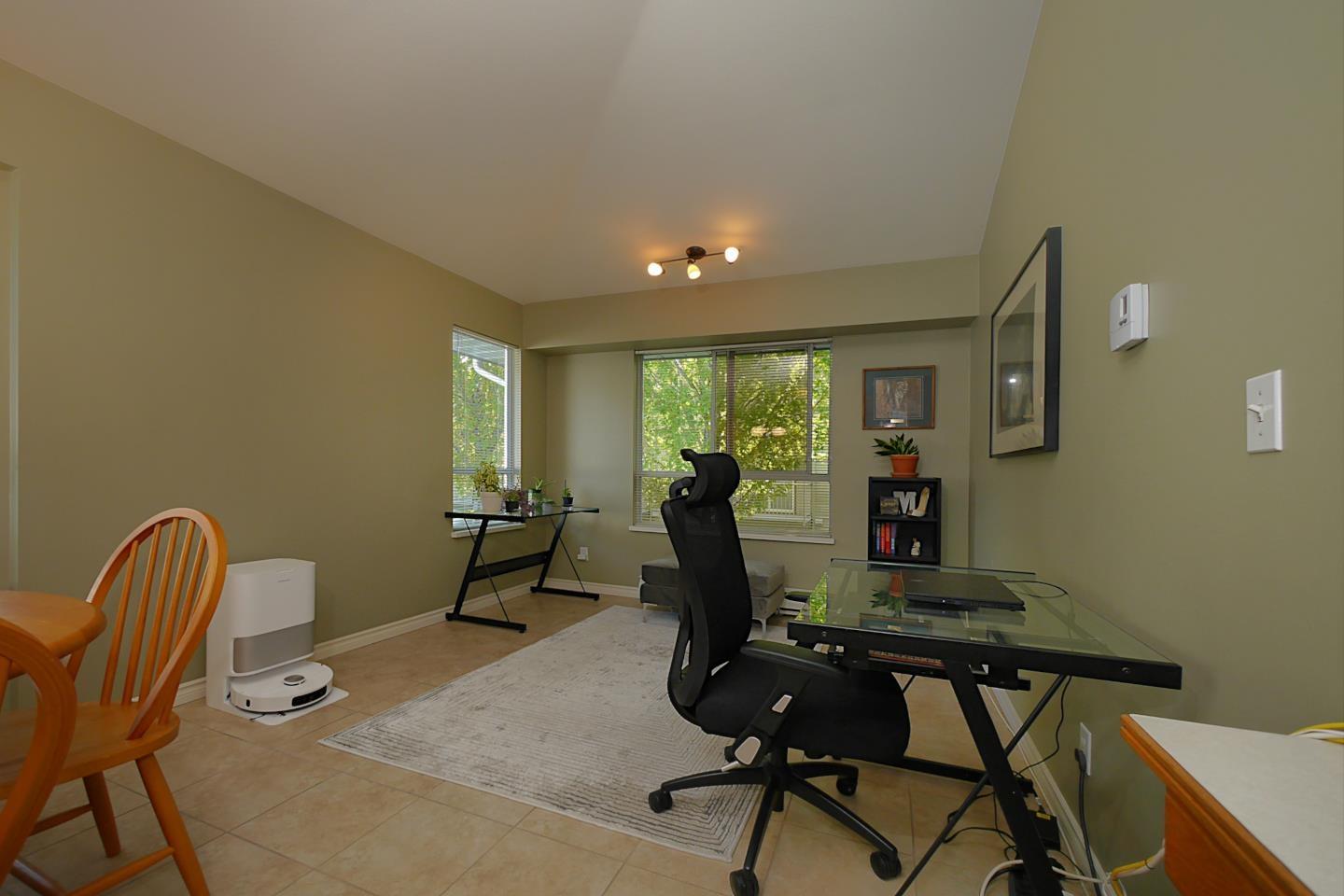 225 13895 102 Avenue, Surrey, British Columbia  V3T 1P2 - Photo 14 - R3160801