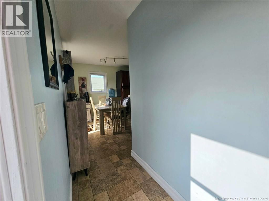 80 Rue De La Gare, Pointe-Verte, New Brunswick  E8J 2Z1 - Photo 23 - NB147592