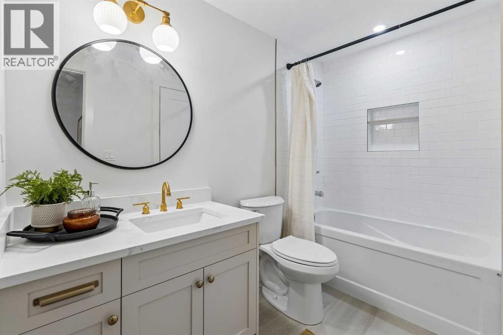 82 Point Drive Nw, Calgary, Alberta  T3B 5B3 - Photo 24 - A2344093