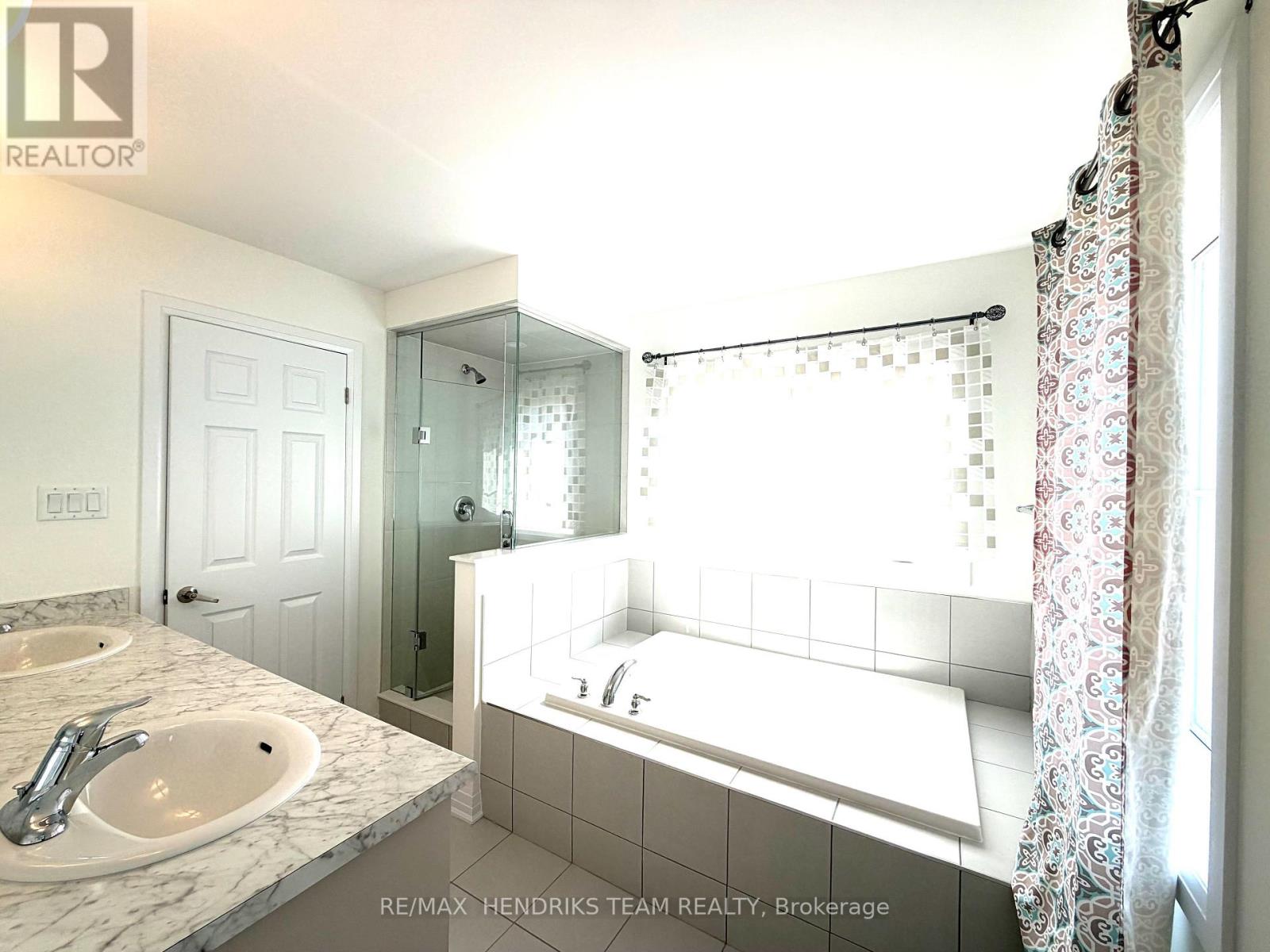 5 Derose Avenue S, Thorold (Hurricane/merrittville), Ontario  L3B 5N5 - Photo 13 - X13783354