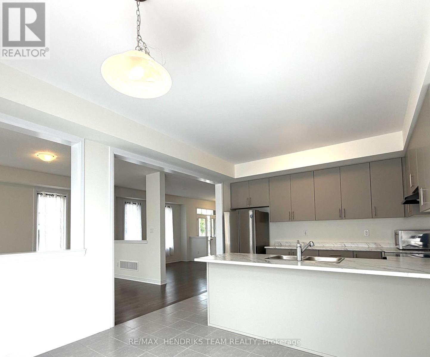 5 Derose Avenue S, Thorold (Hurricane/merrittville), Ontario  L3B 5N5 - Photo 7 - X13783354