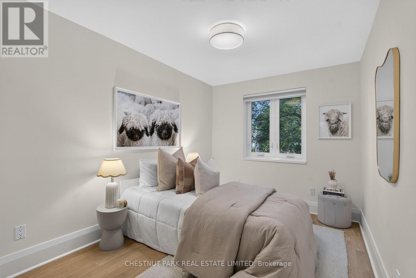 521 Sutherland Drive, Toronto, Ontario  M4G 1K9 - Photo 25 - C13783372