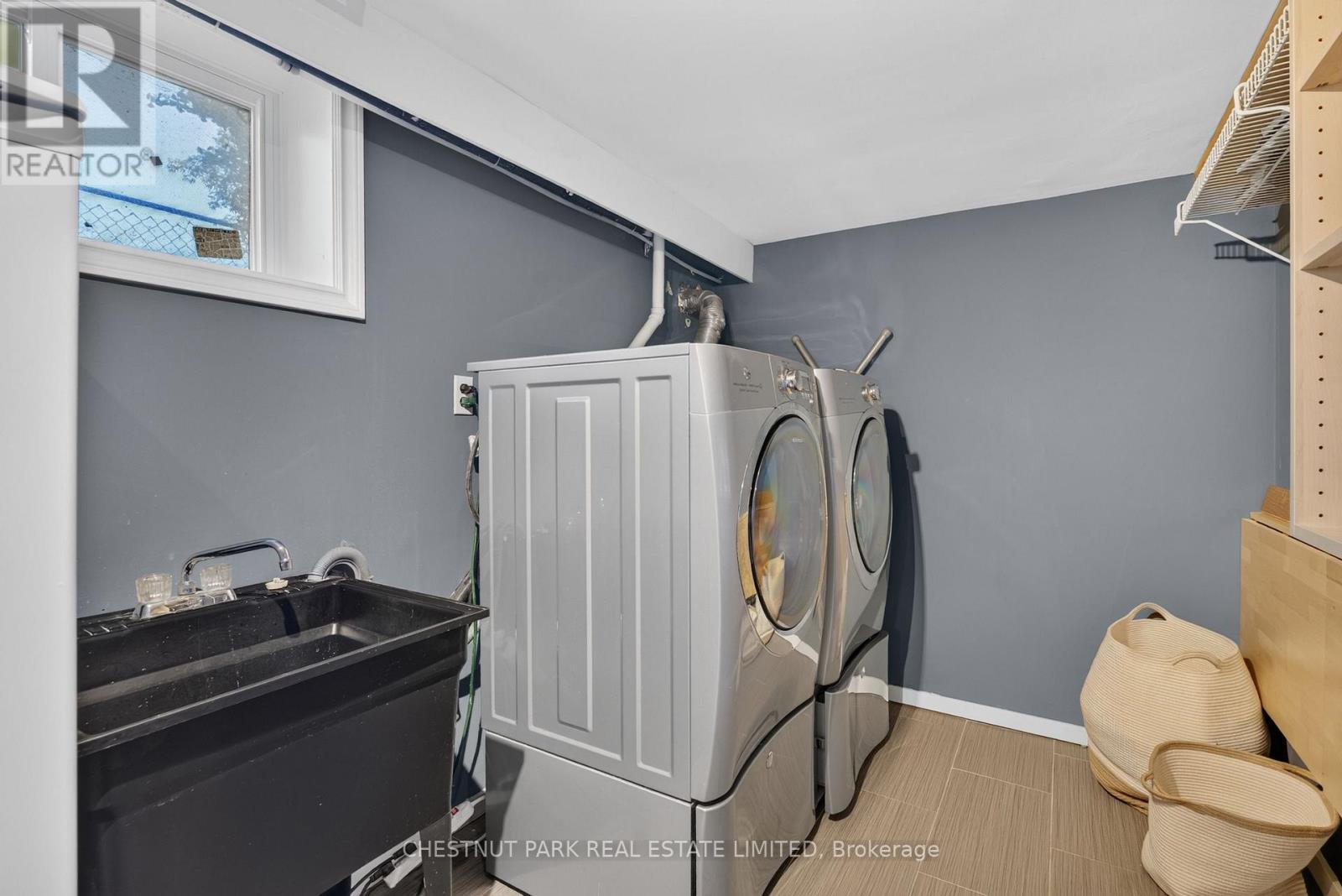 521 Sutherland Drive, Toronto, Ontario  M4G 1K9 - Photo 32 - C13783372
