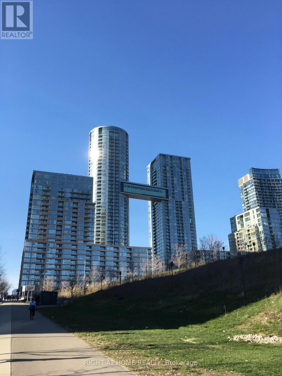 2107 - 15 Iceboat Terrace, Toronto (Waterfront Communities), Ontario  M5V 4A5 - Photo 15 - C13783376