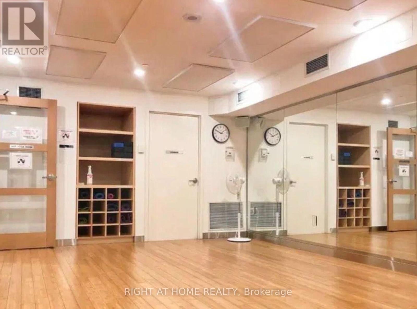2107 - 15 Iceboat Terrace, Toronto (Waterfront Communities), Ontario  M5V 4A5 - Photo 20 - C13783376