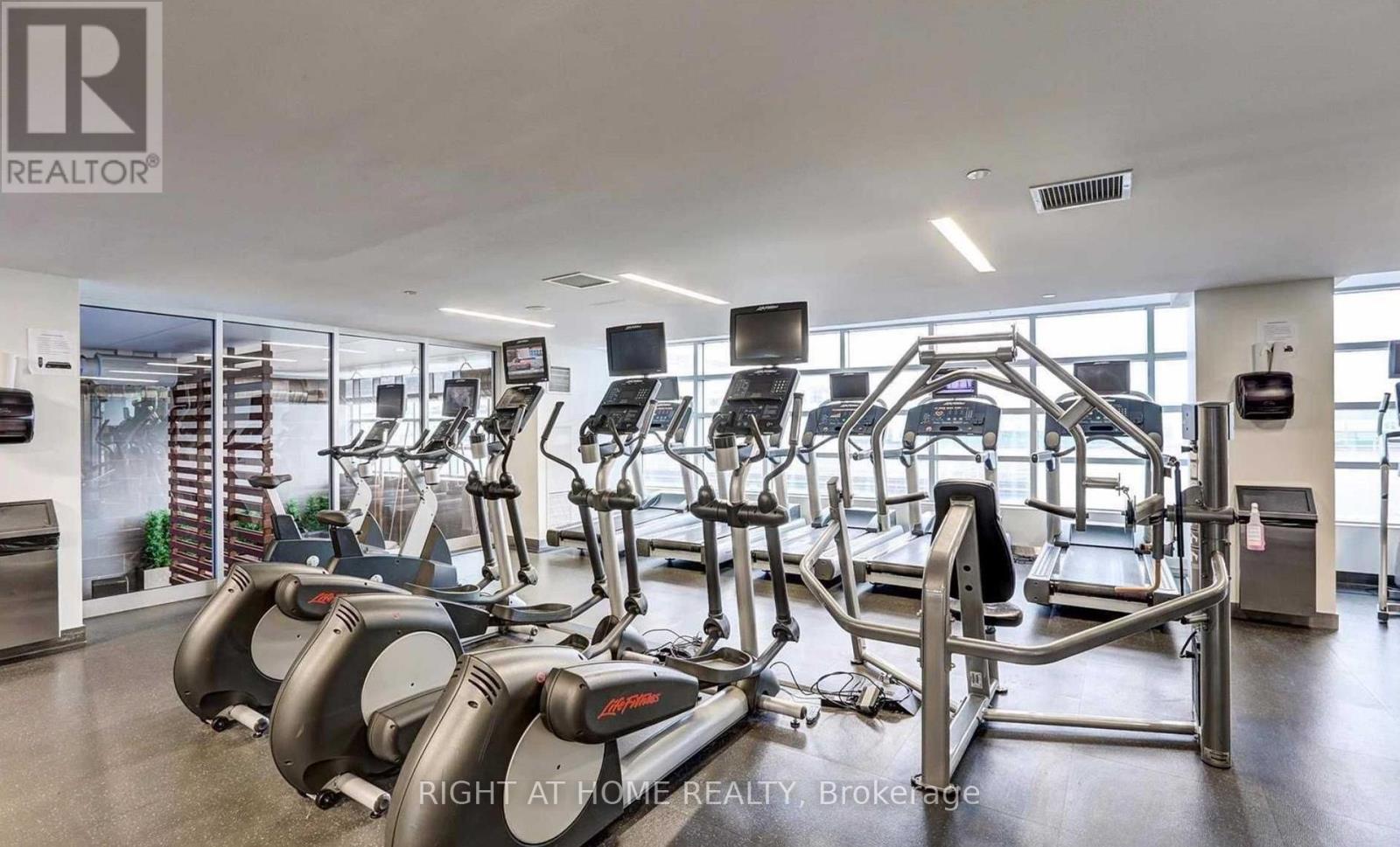 2107 - 15 Iceboat Terrace, Toronto (Waterfront Communities), Ontario  M5V 4A5 - Photo 23 - C13783376