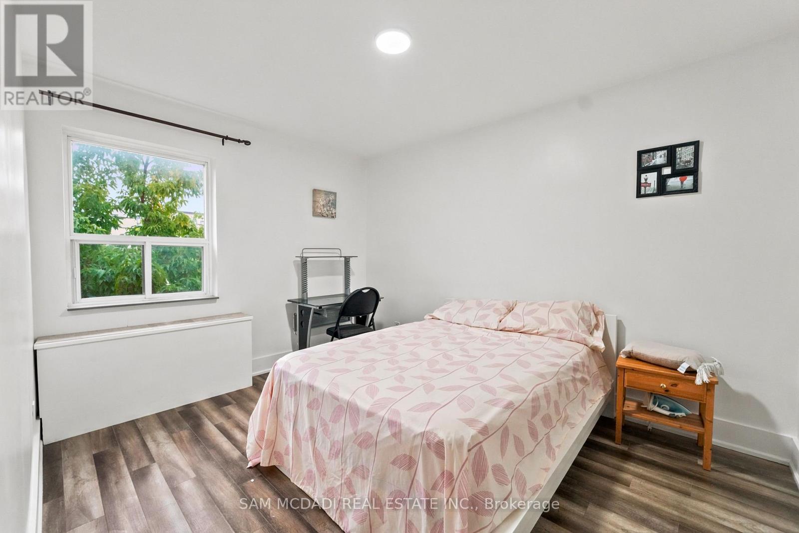 302 - 1016 O'connor Drive, Toronto (O'connor-Parkview), Ontario  M4B 2T3 - Photo 12 - E13783362