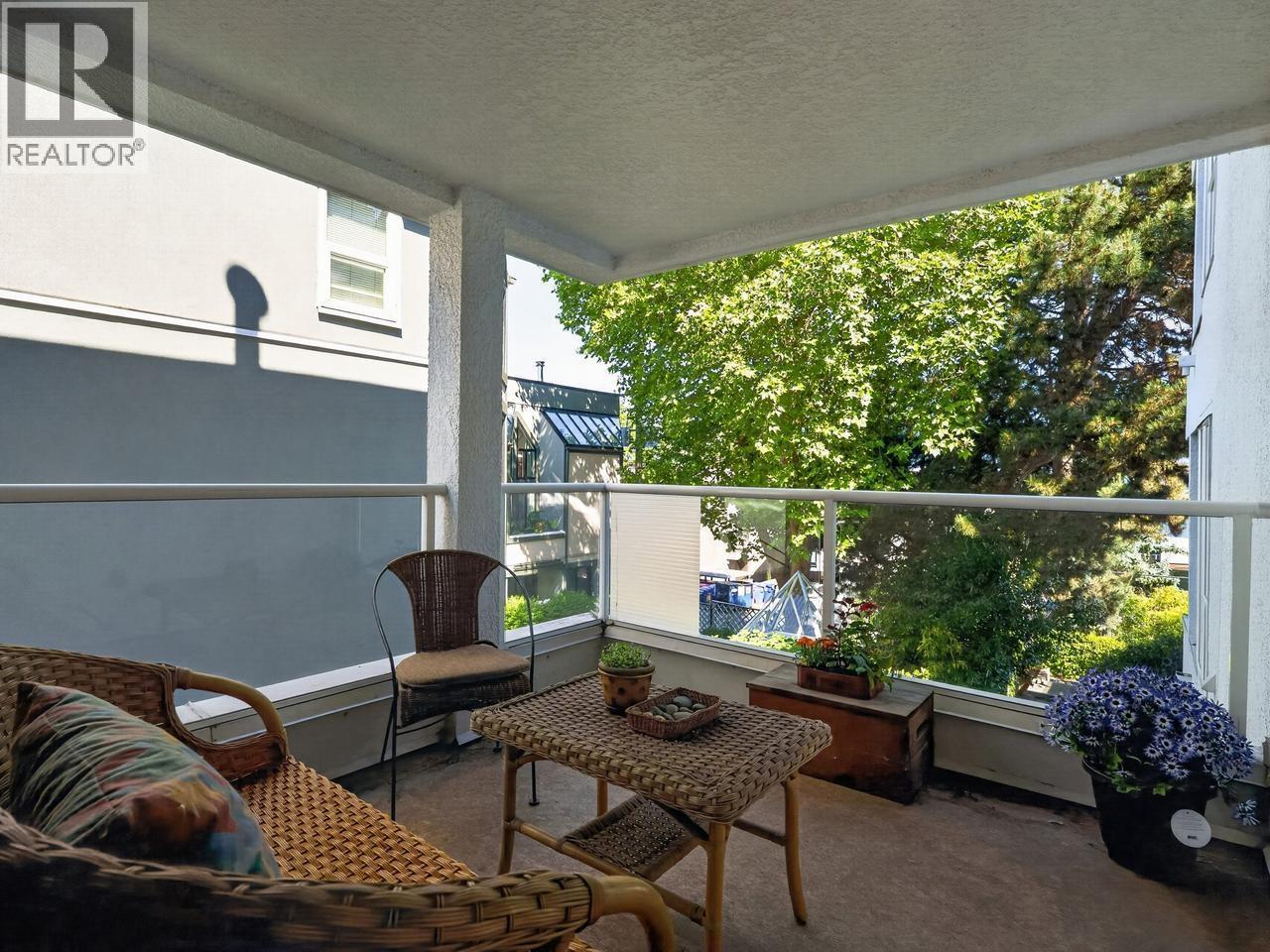 2175 W 3rd Avenue, Vancouver, British Columbia V6K 1L2 - Photo 14 - R3165434
