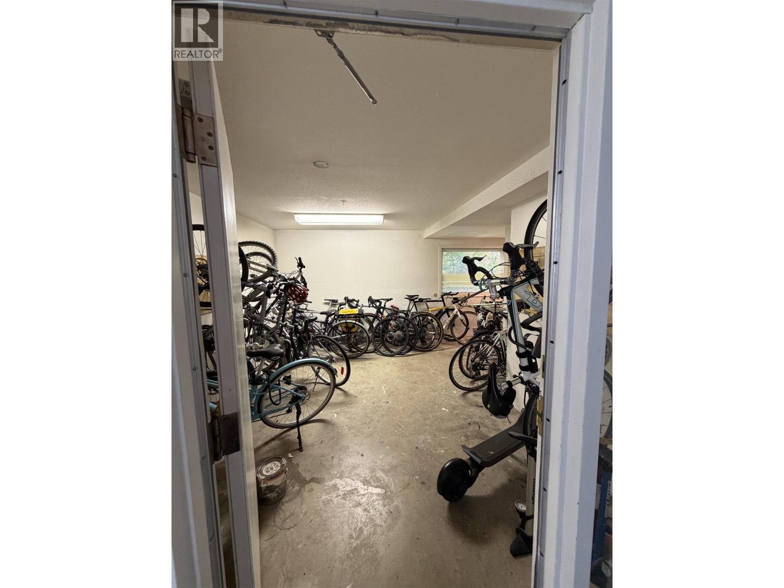 2175 W 3rd Avenue, Vancouver, British Columbia V6K 1L2 - Photo 25 - R3165434