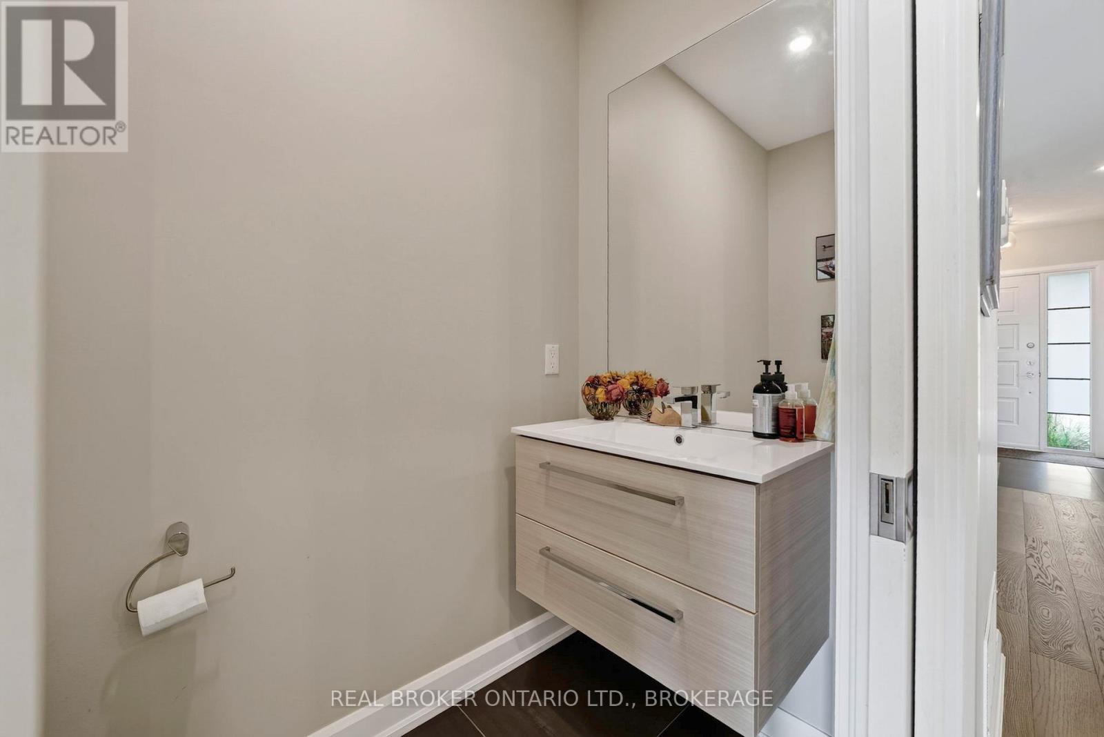 2-C Mcconnell Avenue, Cornwall, Ontario  K6H 4K9 - Photo 12 - X13783358