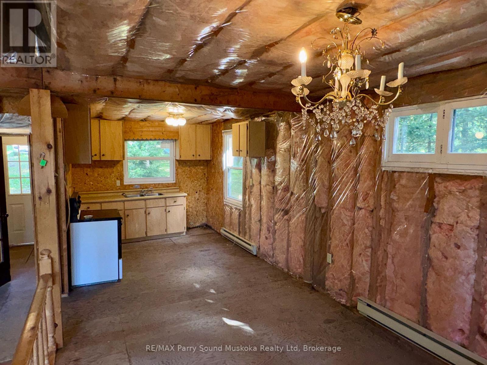 321 Pine Road, Magnetawan, Ontario  P0A 1A0 - Photo 8 - X13783364