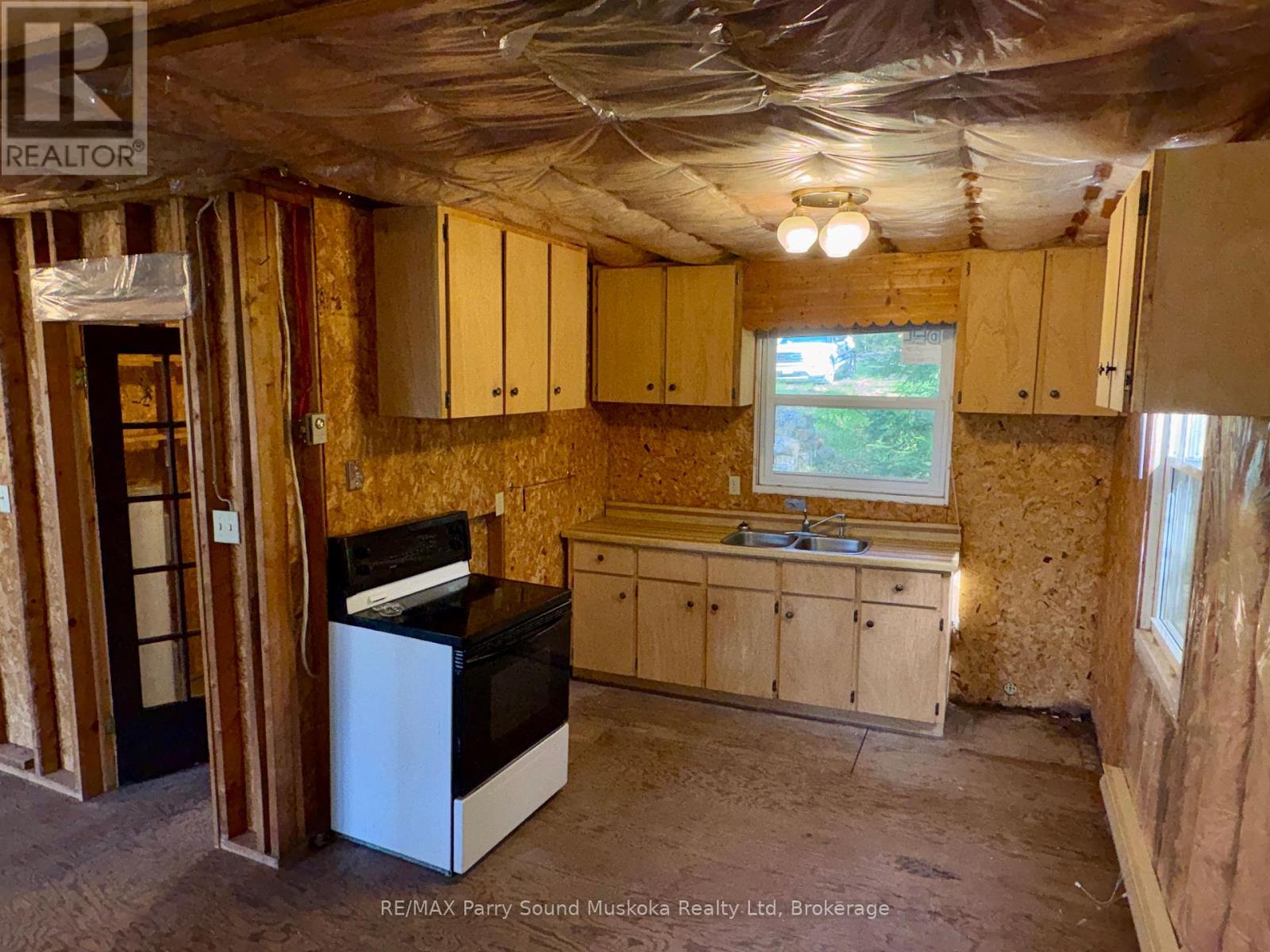 321 Pine Road, Magnetawan, Ontario  P0A 1A0 - Photo 9 - X13783364