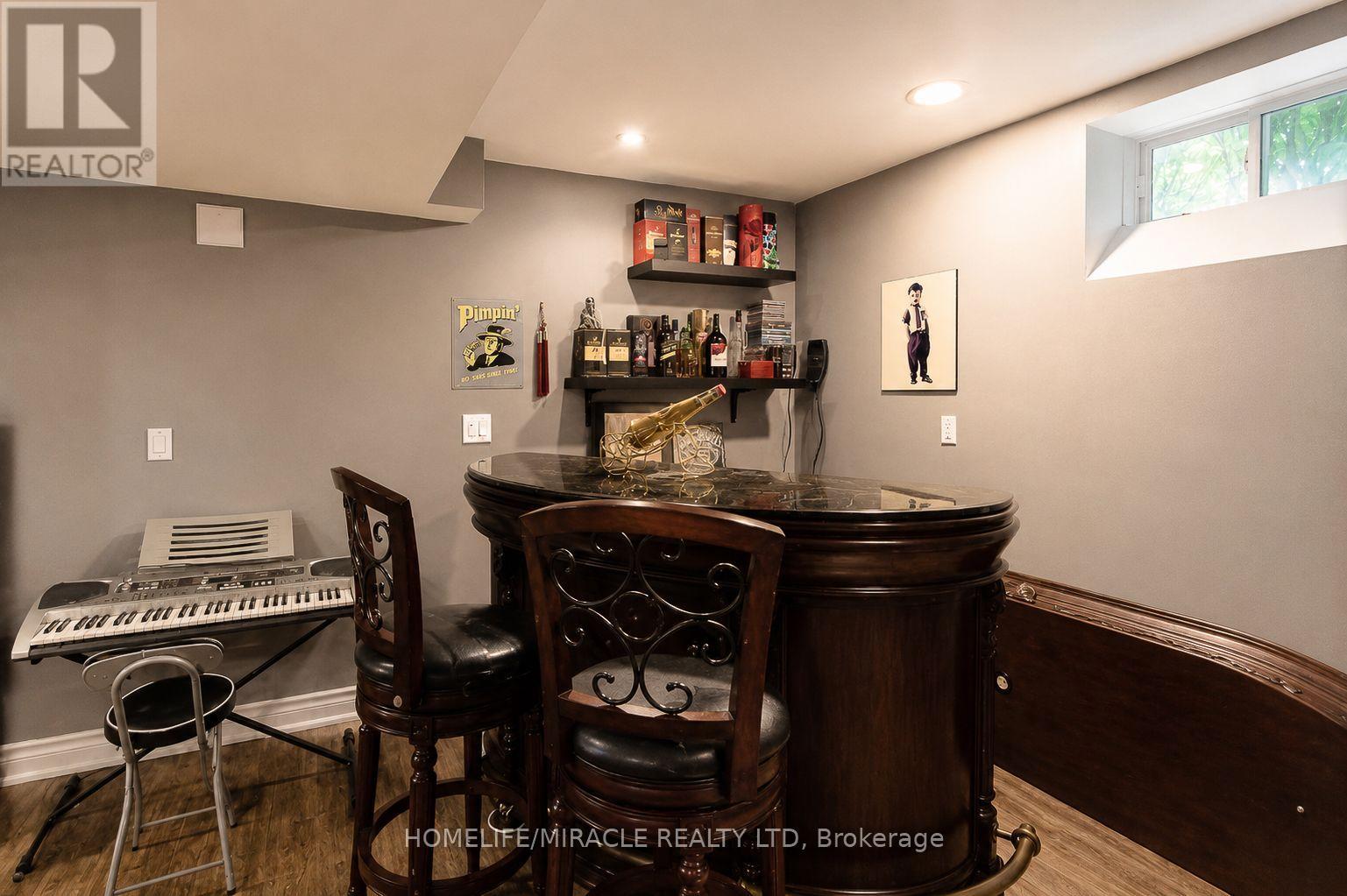 37 Degrey Drive, Brampton, Ontario  L6P 3X5 - Photo 21 - W13783384