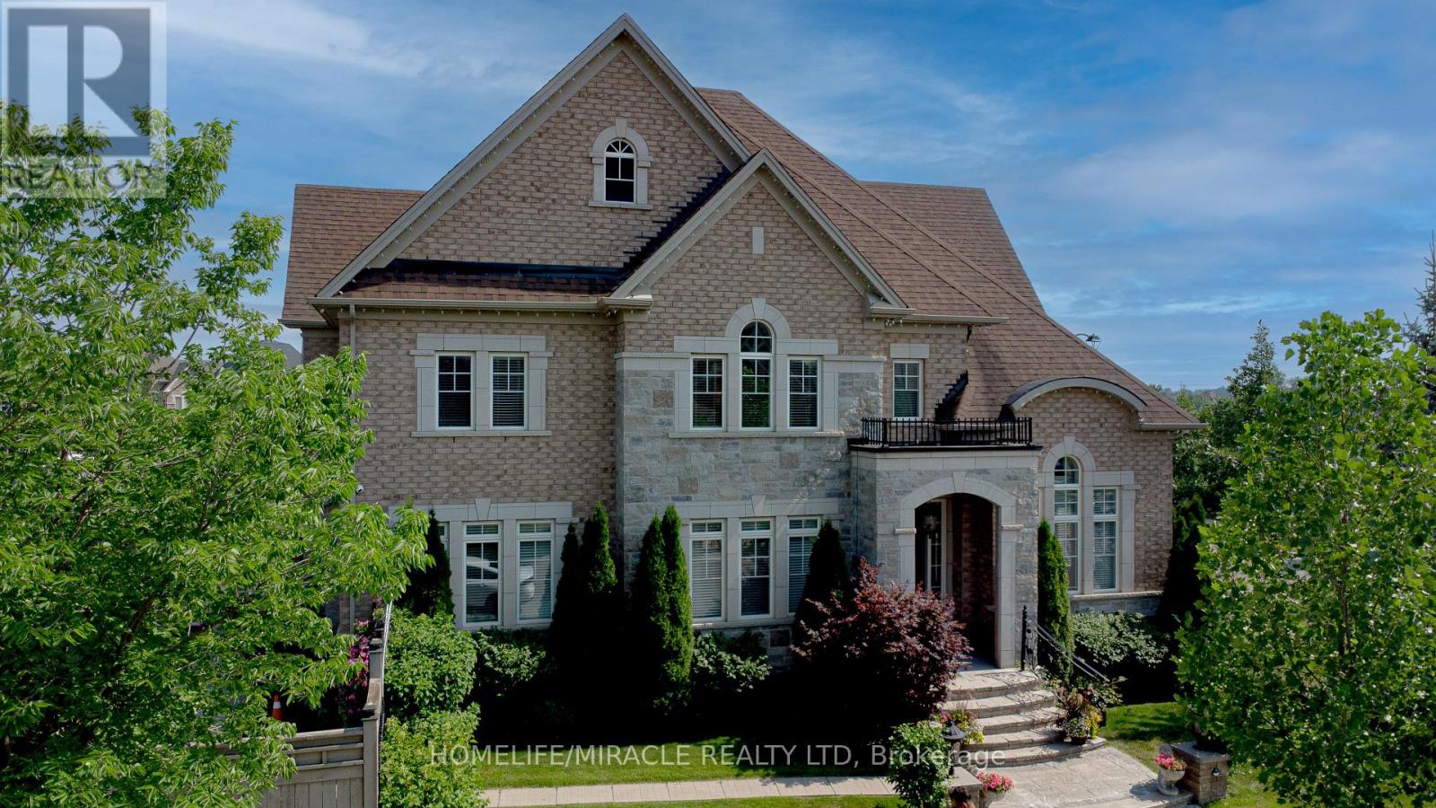 37 Degrey Drive, Brampton, Ontario  L6P 3X5 - Photo 19 - W13783384