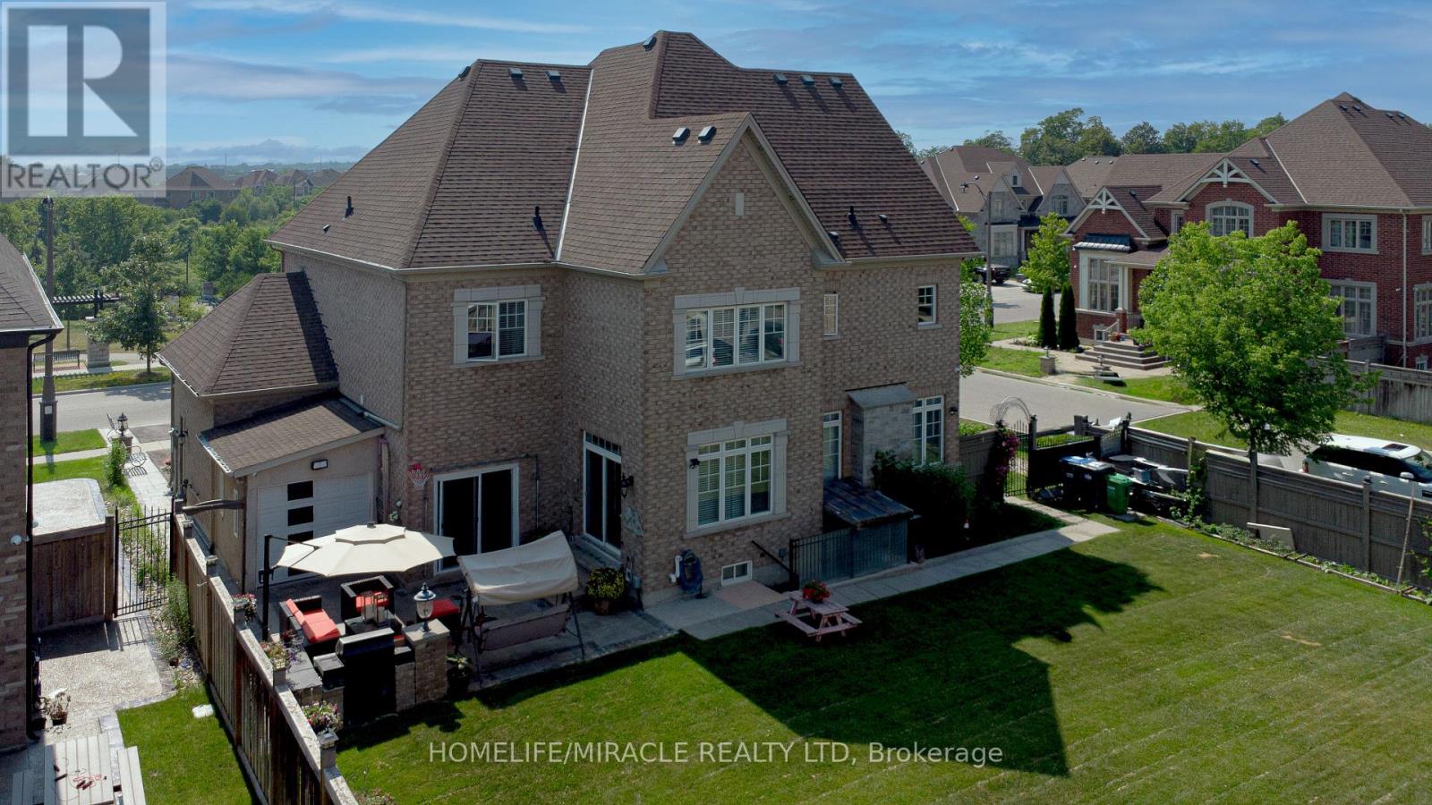 37 Degrey Drive, Brampton, Ontario  L6P 3X5 - Photo 15 - W13783384