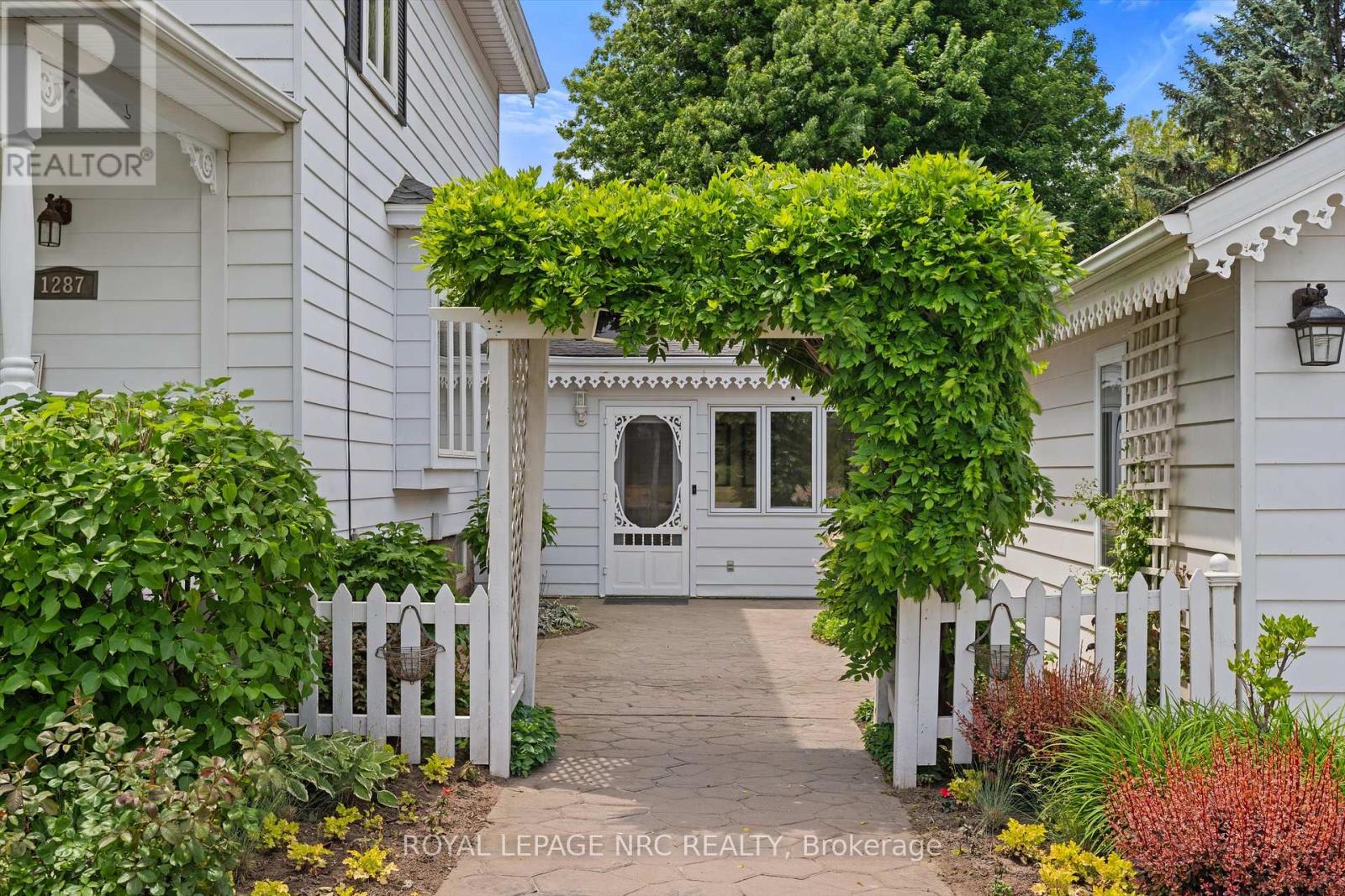 1287 Third St Louth, St. Catharines, Ontario  L2R 6P9 - Photo 4 - X13250308