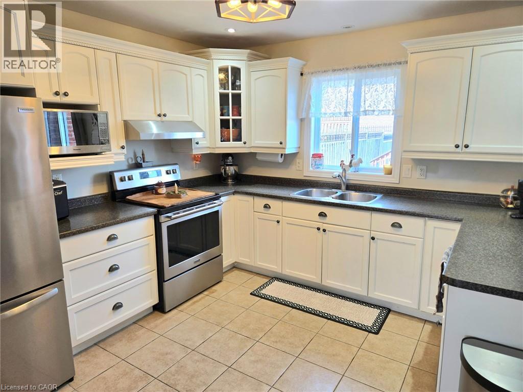 17 Driftwood Drive, Simcoe, Ontario  N3Y 0A3 - Photo 7 - 40861645