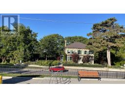 15342 YONGE STREET, Aurora, Ontario