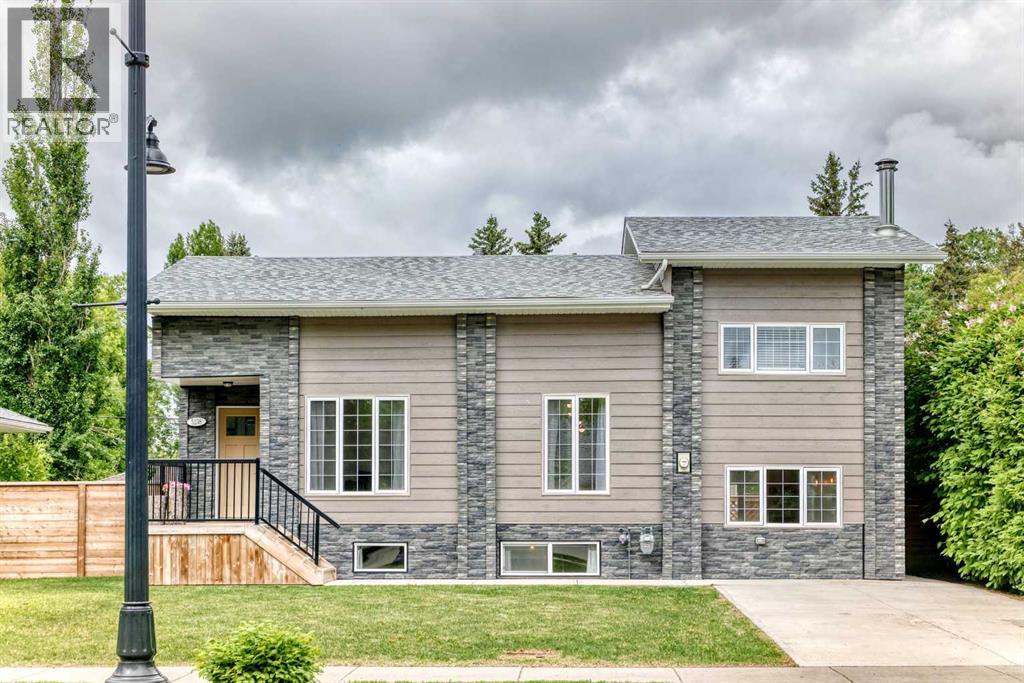 5238 52 Street, Lacombe, Alberta  T4L 1B8 - Photo 1 - A2321760