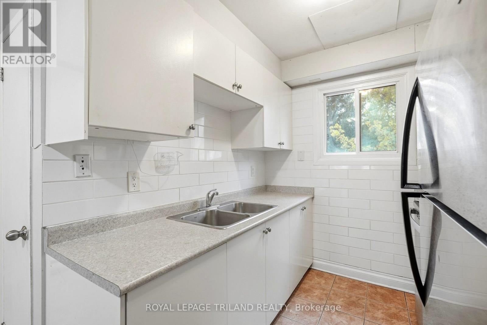 112 - 1600 Culver Drive, London East (East H), Ontario  N5V 3H5 - Photo 5 - X13783410