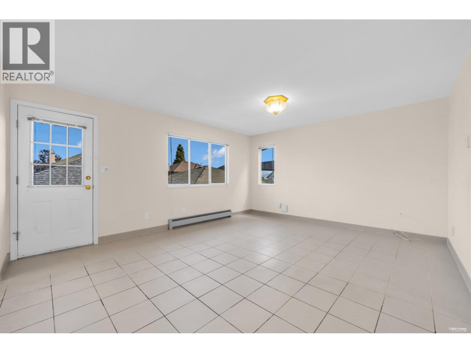 3681 Scales Place, Vancouver, British Columbia V5R 5Z9 - Photo 11 - R3165145