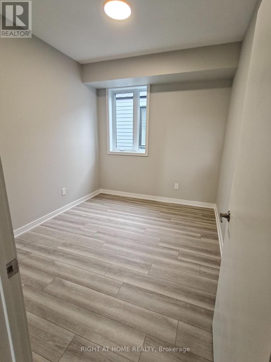 C - 1332 Thames Street, Ottawa, Ontario  K1Z 7N4 - Photo 12 - X13783424