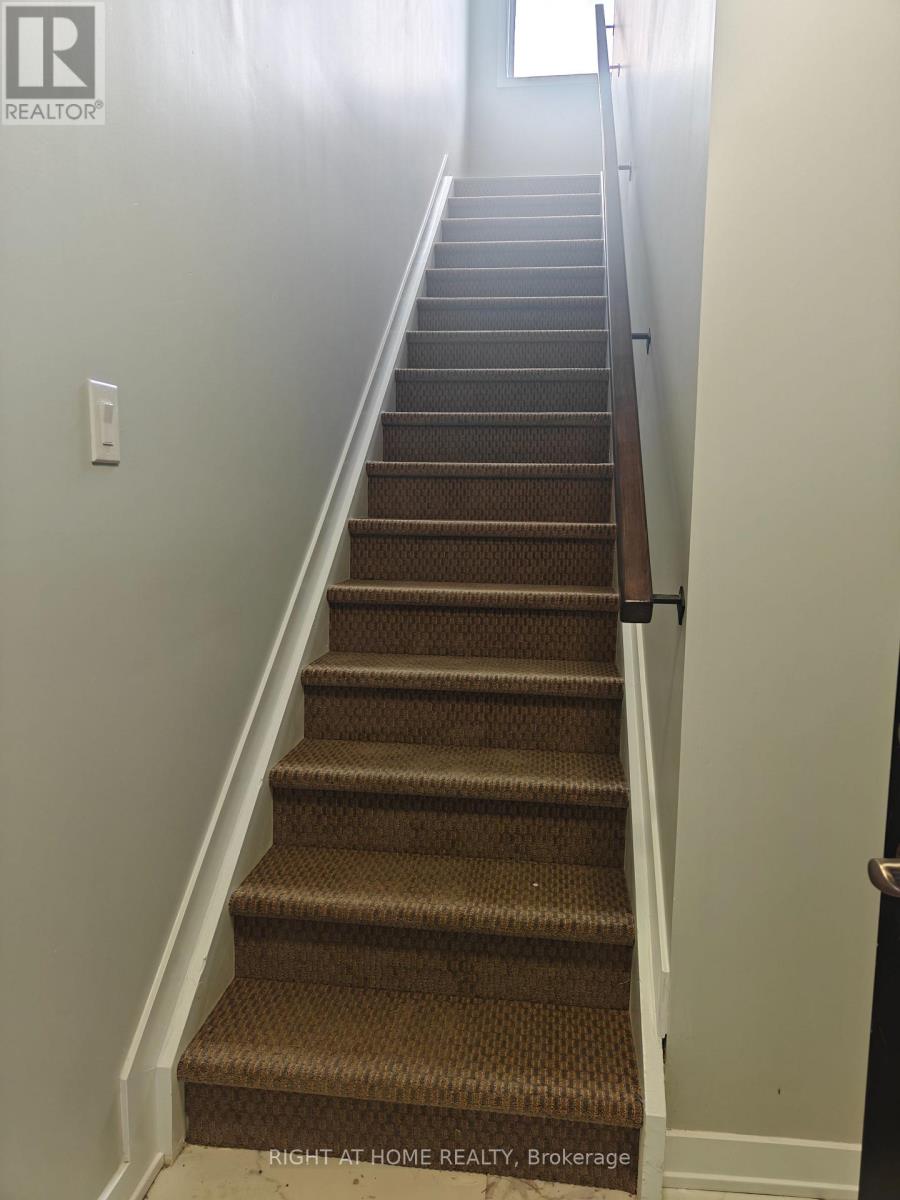 C - 1332 Thames Street, Ottawa, Ontario  K1Z 7N4 - Photo 2 - X13783424