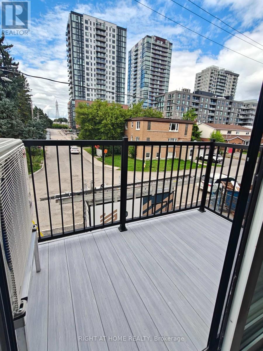 C - 1332 Thames Street, Ottawa, Ontario  K1Z 7N4 - Photo 6 - X13783424