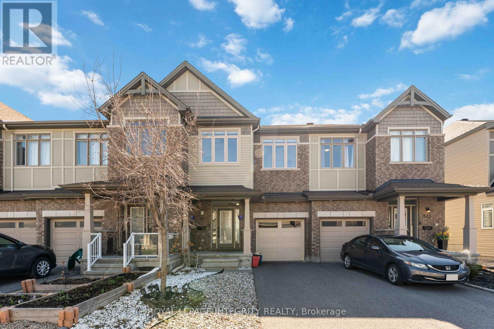 521 RIOJA STREET, Ottawa, Ontario
