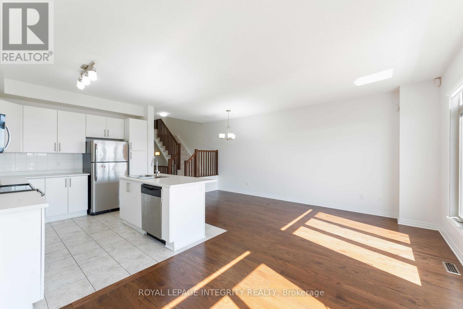 521 Rioja Street, Ottawa, Ontario  K2S 0H8 - Photo 7 - X13783426