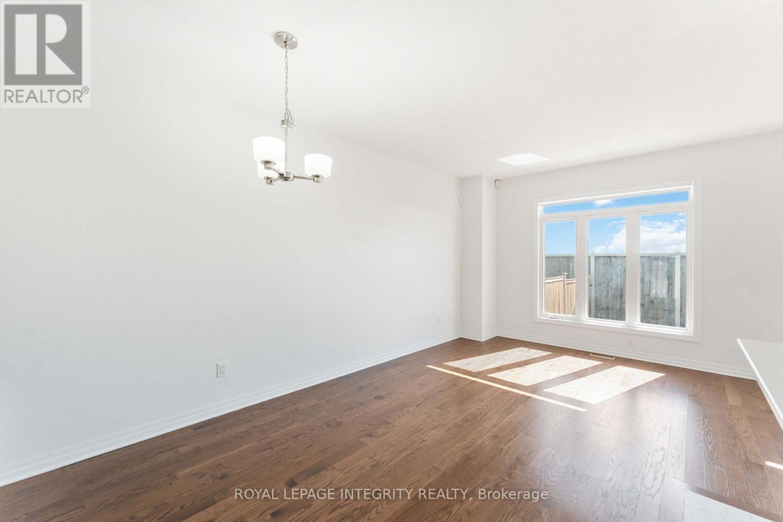 521 Rioja Street, Ottawa, Ontario  K2S 0H8 - Photo 8 - X13783426