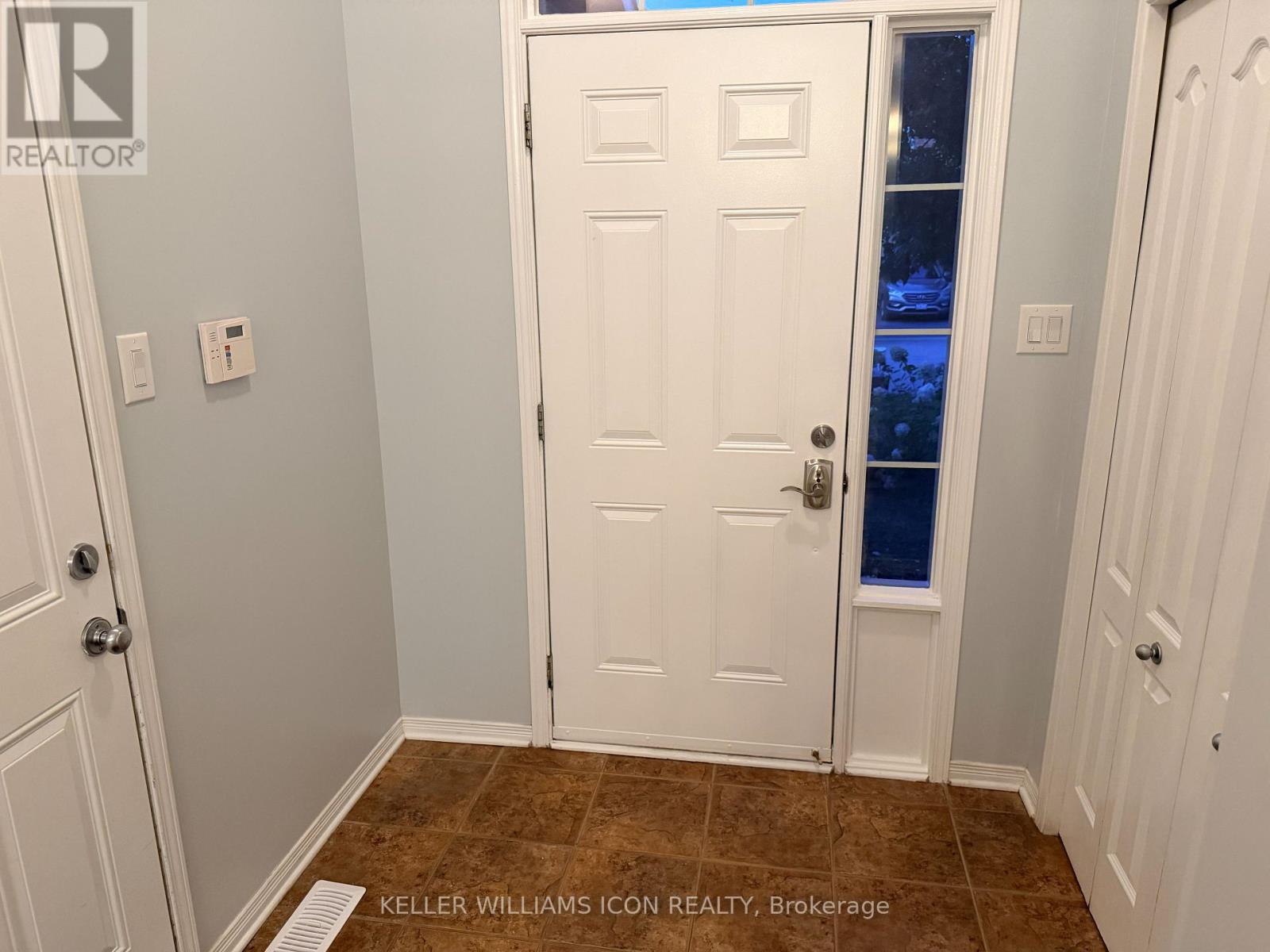 262 Badgeley Avenue, Ottawa, Ontario  K2T 0A7 - Photo 2 - X13783428