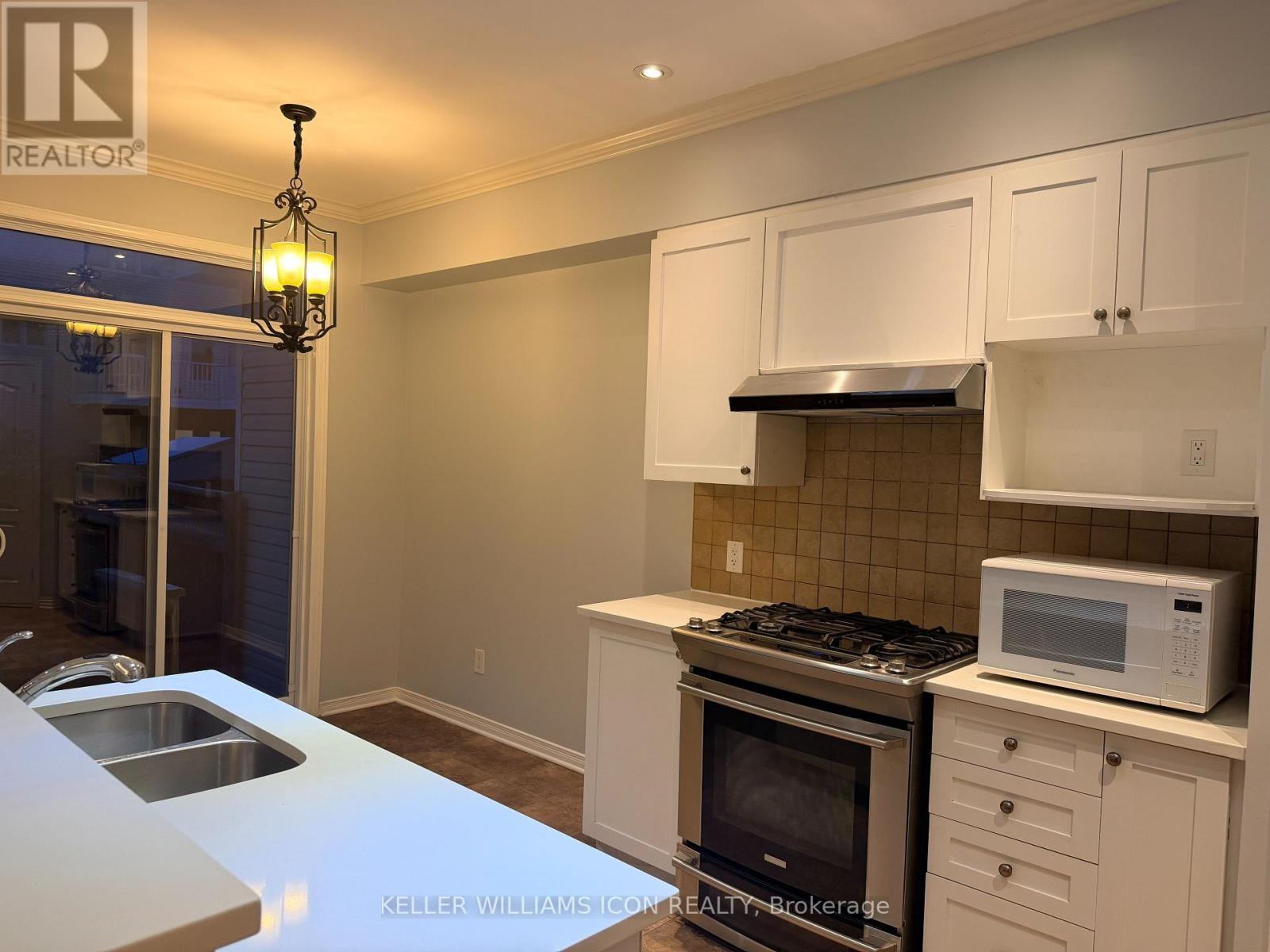 262 Badgeley Avenue, Ottawa, Ontario  K2T 0A7 - Photo 6 - X13783428