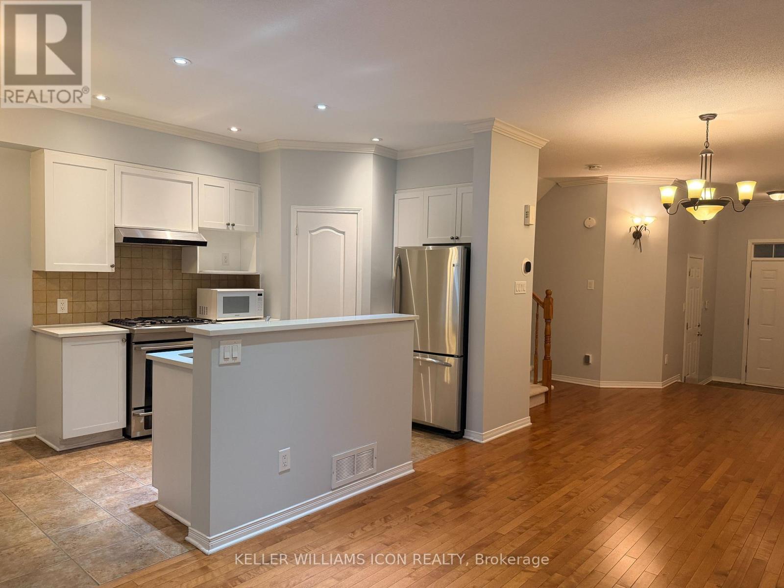 262 Badgeley Avenue, Ottawa, Ontario  K2T 0A7 - Photo 7 - X13783428