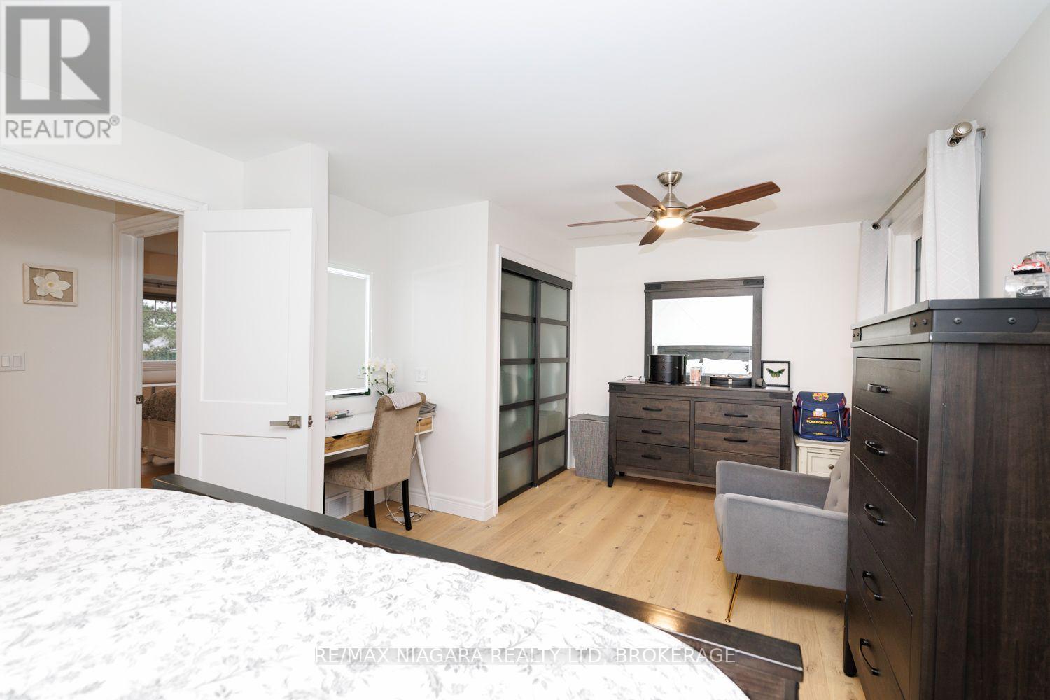 31 Pleasant Avenue S, Fort Erie (Ridgeway), Ontario  L0S 1N0 - Photo 12 - X13783420