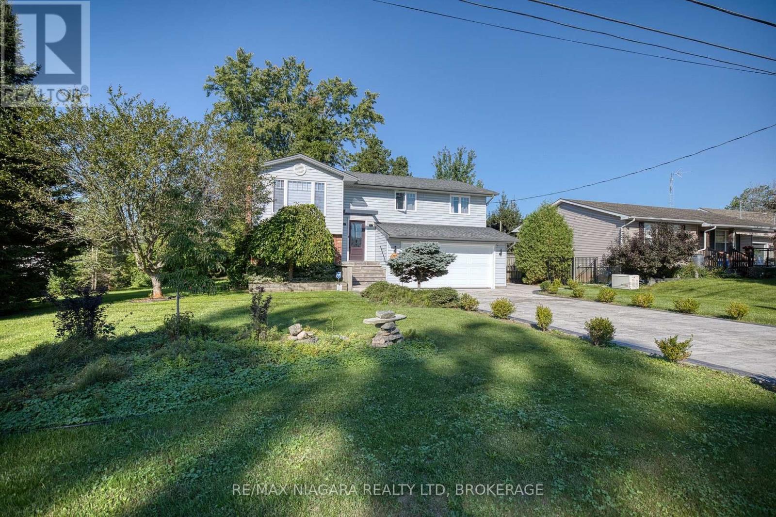 31 Pleasant Avenue S, Fort Erie (Ridgeway), Ontario  L0S 1N0 - Photo 2 - X13783420
