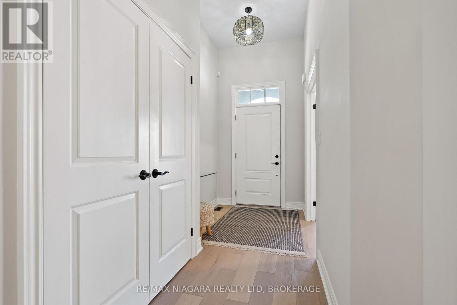 14 Mills Lane, Niagara-On-The-Lake (St. Davids), Ontario  L0S 1J1 - Photo 4 - X13783430