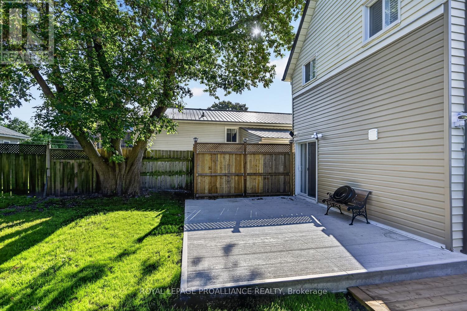 23 Sophia Street, Brockville, Ontario  K6V 1V5 - Photo 28 - X13783418
