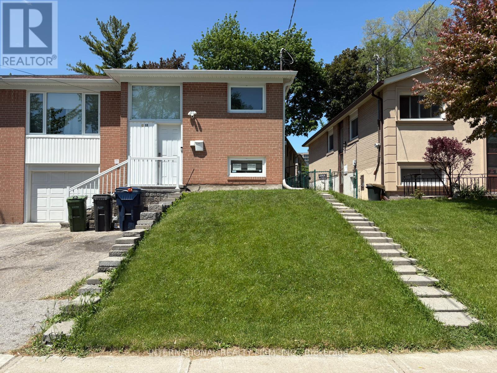 Upper - 77 Elise Terrace, Toronto, Ontario  M2R 2W9 - Photo 10 - C13783390