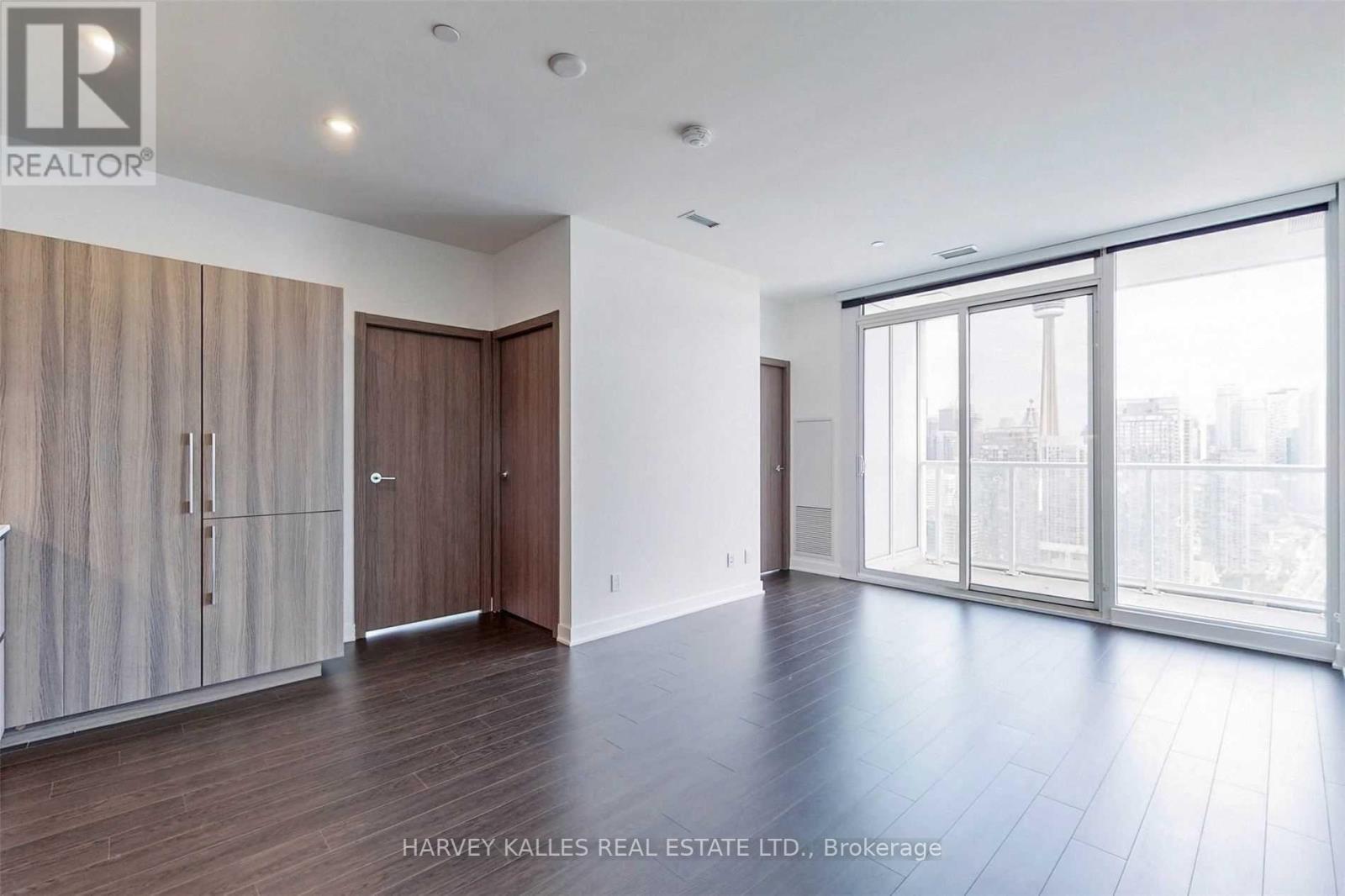 4610 - 17 Bathurst Street, Toronto, Ontario  M5V 0N1 - Photo 4 - C13783432