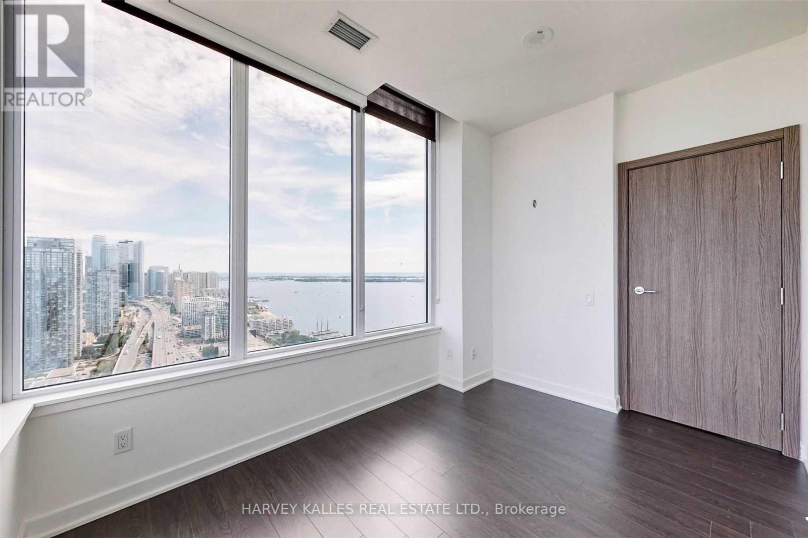 4610 - 17 Bathurst Street, Toronto, Ontario  M5V 0N1 - Photo 8 - C13783432