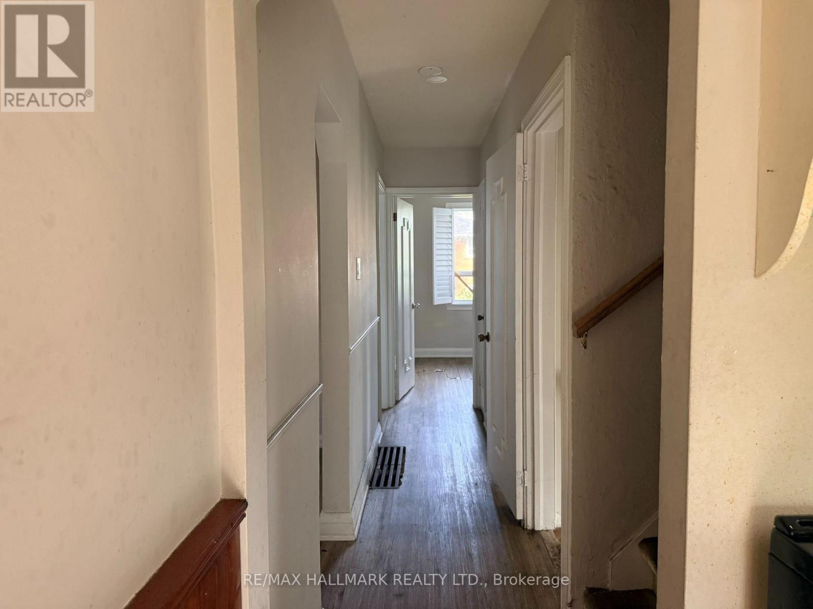 29 Flempton Crescent, Toronto, Ontario  M1K 3B3 - Photo 5 - E13783394