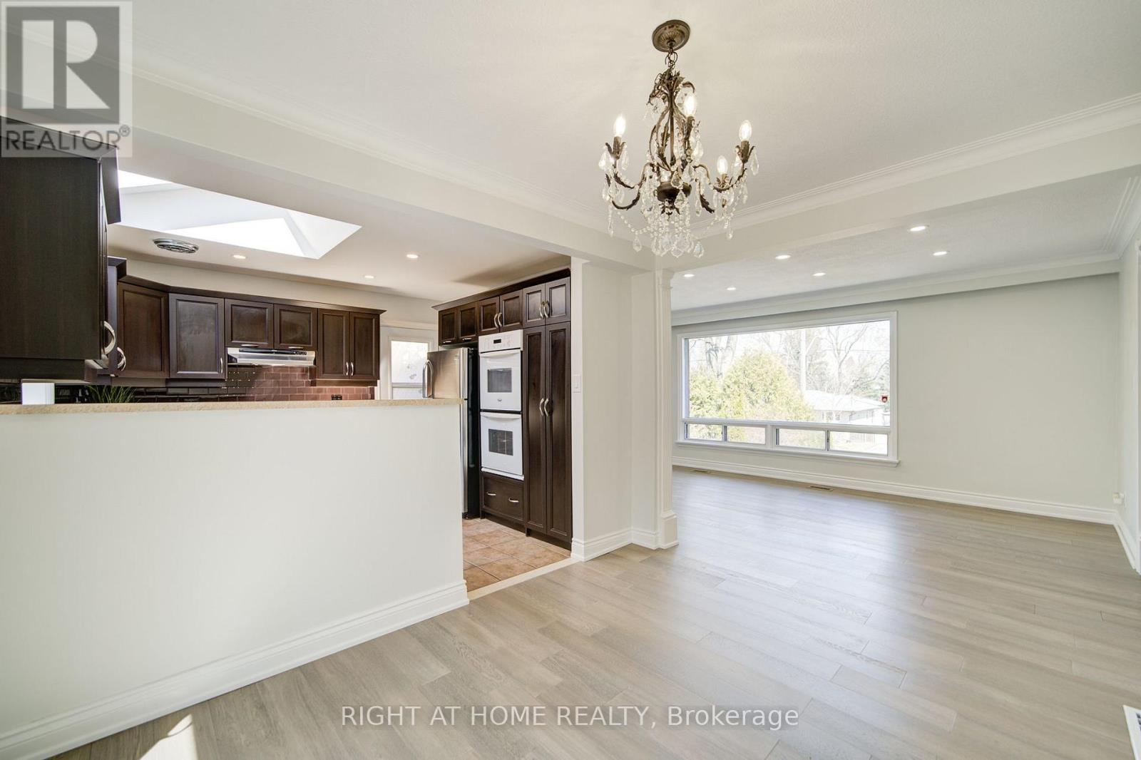 326 Jaybell Grove, Toronto, Ontario  M1C 2X5 - Photo 15 - E13783408